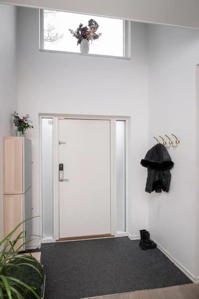 Modern Villa Close To Beach Trangsund Екстер'єр фото